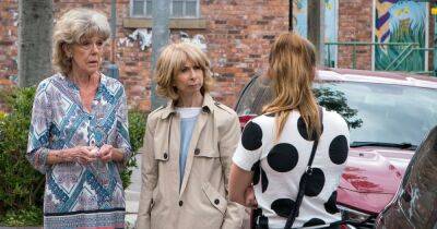 ITV Coronation Street fans stunned as they are only just realising age gap of Audrey and Gail stars Helen Worth and Sue Nicholls - www.manchestereveningnews.co.uk