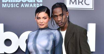 Travis Scott Shares Steamy Since-Deleted Throwback Photo With Nude Girlfriend Kylie Jenner - www.usmagazine.com - Texas
