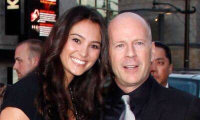 Bruce Willis was all smiles as he joins wife Emma Heming for day out - hellomagazine.com - Los Angeles