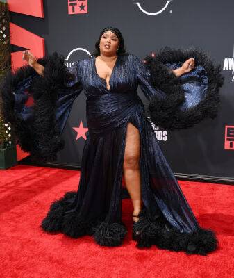2022 BET Awards: Red Carpet Arrivals Gallery – See The Best Looks From Lizzo, Jack Harlow, Lil Uzi Vert & More - deadline.com - Los Angeles