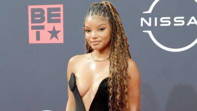 Halle Bailey Cried After Watching First Footage of Her 'Little Mermaid' Performance (Exclusive) - www.etonline.com - Los Angeles