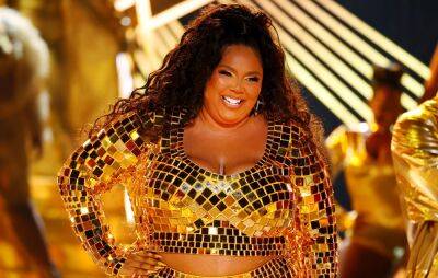 Watch Lizzo’s dazzling performance of ‘About Damn Time’ at the BET Awards - www.nme.com