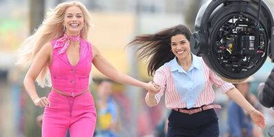 Margot Robbie & America Ferrera Go Roller Blading For 'Barbie' Movie - See The Fun Pics! - www.justjared.com - Los Angeles