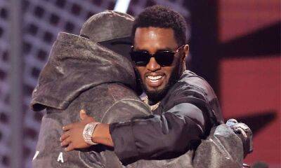 Kanye West honors Sean Combs and jokes about Kim Kardashian during the 2022 BET Awards - us.hola.com - Chicago