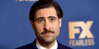 Jason Schwartzman Joins 'Hunger Games' Prequel & His Role Has A Major Connection To The First Film! - www.justjared.com