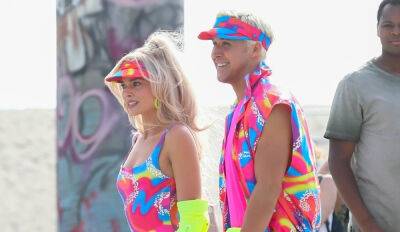'Barbie' Set Photos: Margot Robbie & Ryan Gosling Wear Bright Neon Outfits While Roller-Blading in Venice! - www.justjared.com - city Venice