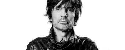 Tommy Lee’s wife reveals drummer broke ribs falling down stairs on holiday - completemusicupdate.com - USA - city Philadelphia - city Orlando