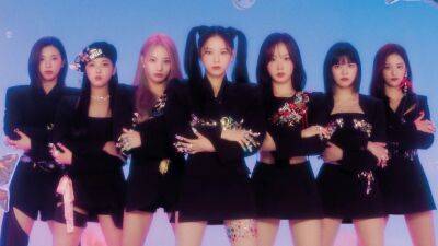 Watch K-Pop Girl Group NMIXX's Dance Routine for Debut Single 'O.O' (Exclusive) - www.etonline.com - Los Angeles - USA - city Seoul