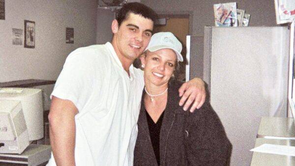 Britney Spears' Ex Jason Alexander Allegedly Tried to Enter Her Bedroom on Her Wedding Day - www.etonline.com - county Ventura