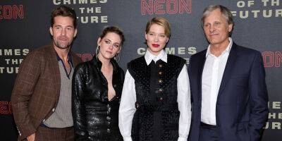 Kristen Stewart Joins Scott Speedman, Lea Seydoux & Viggo Mortensen at 'Crimes of the Future' NYC Premiere - www.justjared.com - New York