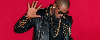 R Kelly sentenced to 30 years in prison - completemusicupdate.com - New York - New York