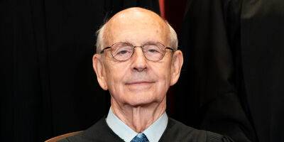 Justice Stephen Breyer Officially Retires After Nearly Three Decades in Supreme Court - www.justjared.com - USA - county Clinton