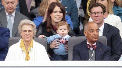 Princess Eugenie's Son August Makes His First Public Debut At Platinum Jubilee - www.etonline.com - Charlotte