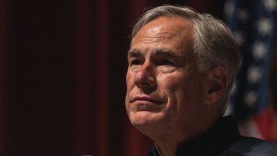 Gov. Greg Abbott’s Response to Uvalde Shooting Torched in Texas Paper Op-Ed: ‘A Powerful Man Does Nothing’ - thewrap.com - New York - Texas - California - city San Antonio