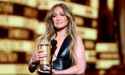 Jennifer Lopez gives rare shout out to Ben Affleck during emotional MTV Awards speech - hellomagazine.com - Santa Monica