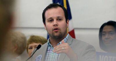‘19 Kids and Counting’ Alum Josh Duggar Files Appeal After Being Sentenced to 12 Years in Child Pornography Case - www.usmagazine.com - USA - state Washington - state Arkansas - city Fayetteville, state Arkansas
