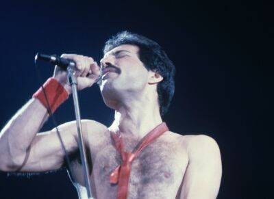 Queen To Debut Unreleased Freddie Mercury Song, “Face It Alone,” In September - deadline.com