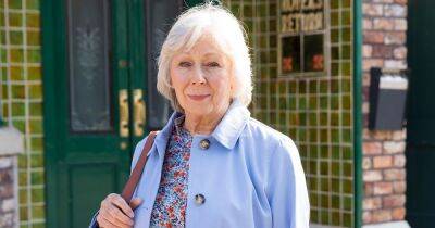 ITV Coronation Street legend Wendy Crozier to make shock comeback to the cobbles - www.manchestereveningnews.co.uk - Manchester