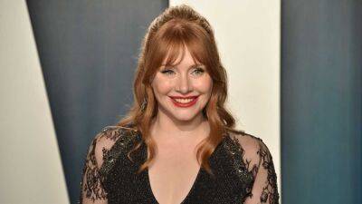 See How 'Jurassic World's Bryce Dallas Howard Included Dinosaurs in Her Home Decor - www.etonline.com - Los Angeles - county Howard - county Dallas