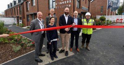 Salford city mayor cuts the ribbon as new city centre development is launched - www.manchestereveningnews.co.uk - Manchester - county Lee - city Salford - county Pendleton