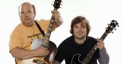 Tenacious D set to ‘Rize’ to the top of the Official Albums Chart - www.officialcharts.com - Britain - Scotland - USA