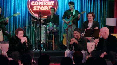 Jim Carrey, Chris Rock, John Mayer and More Stars Remember Bob Saget in Trailer for Netflix Tribute - www.etonline.com - Los Angeles