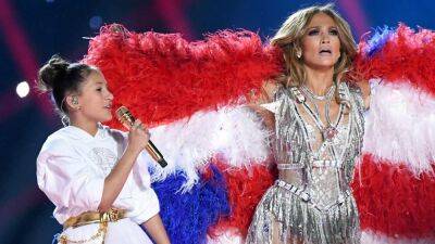 Jennifer Lopez’s 'Halftime' Doc Reveals Why Daughter Emme’s Super Bowl Moment Almost Didn’t Happen - www.etonline.com - USA - New York