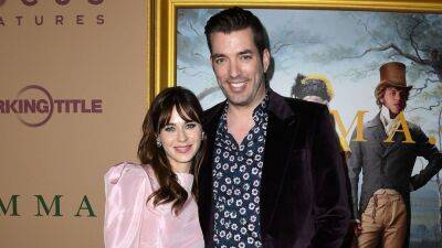 Zooey Deschanel Thought 'Property Brothers' Jonathan Scott Ghosted Her When They First Started Dating - www.etonline.com