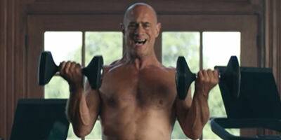 Christopher Meloni Strips Down Entirely for National Nude Day-Themed Peloton Ad! - www.justjared.com