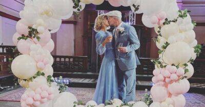 Coronation Street's Sally Carman and Joe Duttine marry as gorgeous wedding pic revealed - www.ok.co.uk - county Franklin