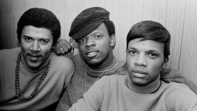 William ‘Poogie’ Hart, Lead Singer of Delfonics, Dies at 77 - thewrap.com - USA - county Hart - Indiana