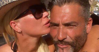 Denise Van Outen plants kiss on new man Jimmy Barba in snaps from Spanish holiday - www.ok.co.uk - Spain