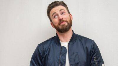 Chris Evans Says He's 'Laser-Focused' on His Love Life and Finding Someone Special - www.etonline.com