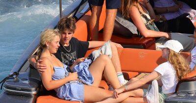 Cruz Beckham, 17, packs on PDA with girlfriend during boat trip with famous family in Italy - www.ok.co.uk - Italy - Croatia