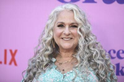 ‘Friends’ Co-Creator Marta Kauffman Regrets Show’s Lack Of Diversity, Says She “Bought Into Systemic Racism” - deadline.com - Los Angeles - USA