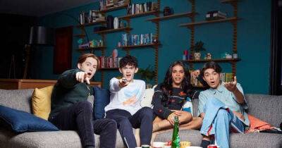 Celebrity Gogglebox viewers complain they don't recognise famous faces on Channel 4 show - www.msn.com - Birmingham