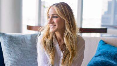 Sarah Jessica Parker Drops Her Skin-Care Routine - www.glamour.com