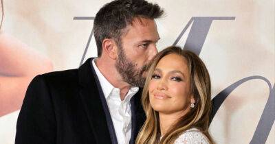 Resurfaced video shows Jennifer Lopez suggested Las Vegas wedding during first engagement to Ben Affleck - www.msn.com - London - Las Vegas