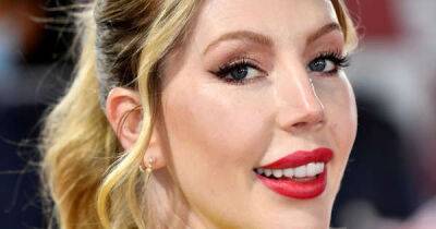 Katherine Ryan announces she's pregnant with third child - www.msn.com