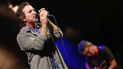 Pearl Jam Cancel Second Show Due to Wildfires’ Effect on Eddie Vedder’s Vocal Cords - variety.com - Spain - France - New York - USA - city Amsterdam - city Prague - city Vienna