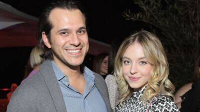 Sydney Sweeney Is 'Happily Engaged' to Jonathan Davino and 'Excited to Get Married,' Source Says - www.etonline.com - Los Angeles