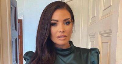 Jess Wright recalls collapsing in tears after struggling with postpartum depression - www.ok.co.uk - Bahamas