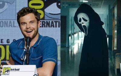 Jack Quaid went undercover as Ghostface from ‘Scream’ at Comic-Con 2022 - www.nme.com