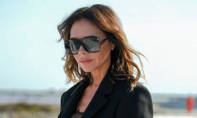 Victoria Beckham just wore the chicest beach outfit you ever saw - hellomagazine.com