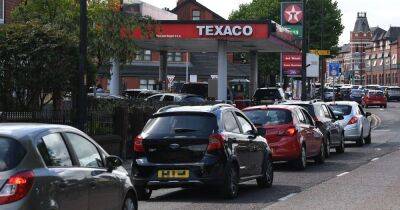 The 'cheapest' petrol station in England has lowered its prices again for people in Greater Manchester - www.manchestereveningnews.co.uk - Manchester