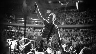 Bruce Springsteen’s Manager Defends Controversial 2023 Tour Ticketing Rollout - variety.com - New York