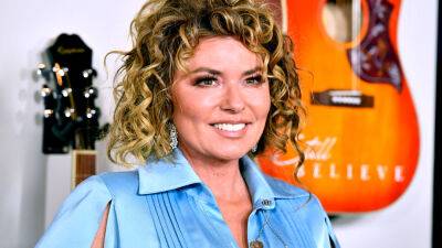 Shania Twain details how Lyme disease affected her career: 'I thought I'd lost my voice forever' - www.foxnews.com