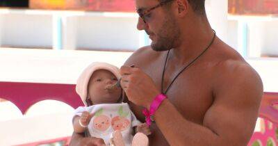 Why pink and blue ribbons are worn in Love Island's 2022 baby challenge - www.ok.co.uk - Italy - county Love