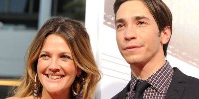 Drew Barrymore Reveals Why Her Ex Justin Long 'Gets All the Ladies' - www.justjared.com