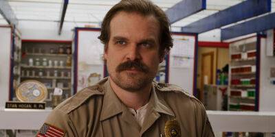 David Harbour Didn't Think 'Stranger Things' Would Be As Popular As It Is - www.justjared.com